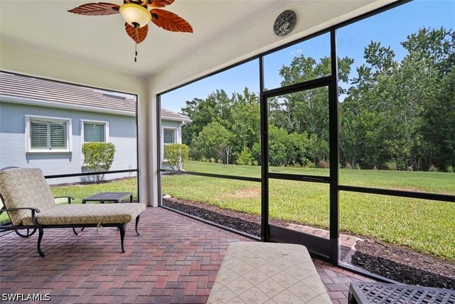 3865 Helmsman DR, Naples, FL 34120