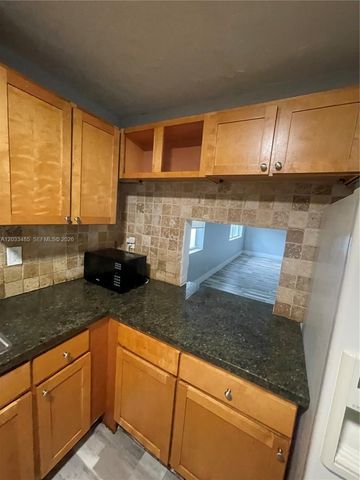 1532 SW 5th Place D, Fort Lauderdale, FL 33312