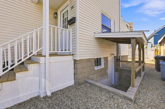 25 Leland St, Malden, MA 02148