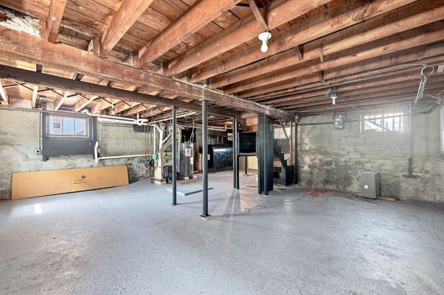 25 Leland St, Malden, MA 02148