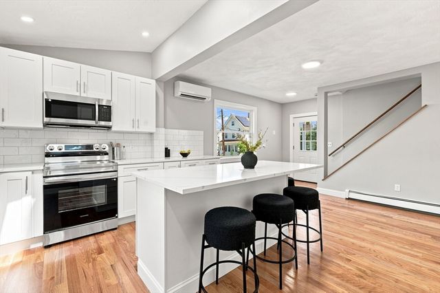 25 Leland St, Malden, MA 02148