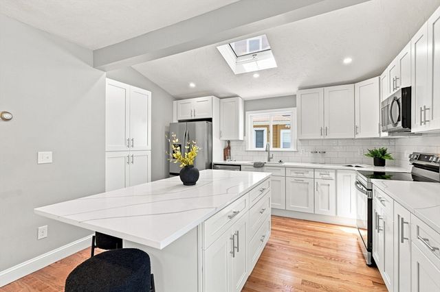 25 Leland St, Malden, MA 02148