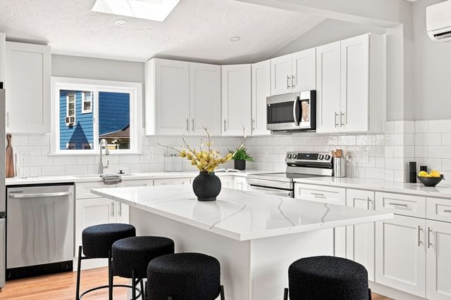 25 Leland St, Malden, MA 02148