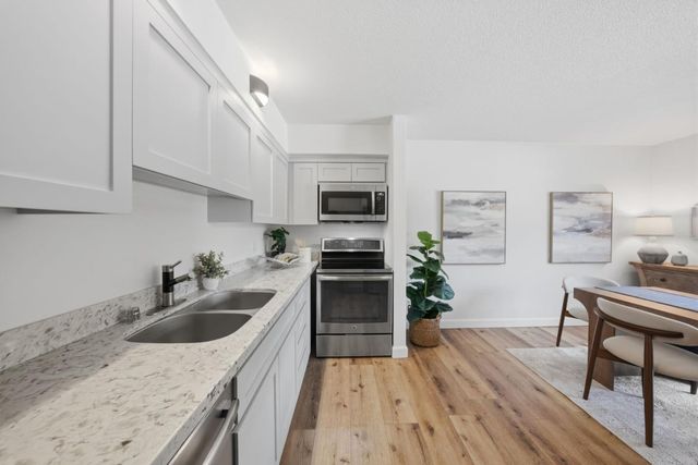701 N Rengstorff Avenue 6, Mountain View, CA 94043