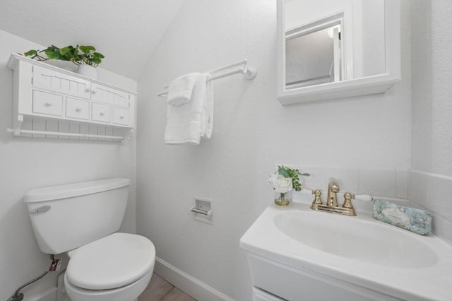 701 N Rengstorff Avenue 6, Mountain View, CA 94043