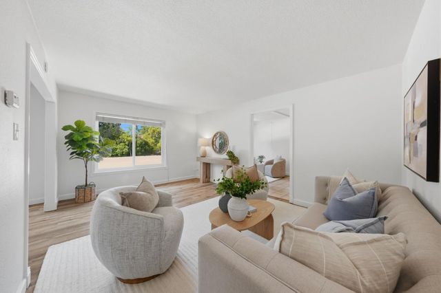 701 N Rengstorff Avenue 6, Mountain View, CA 94043