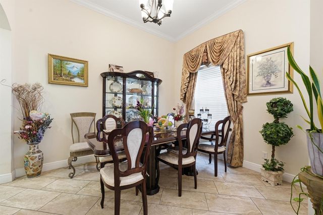6988 NW Hartney Way, Port St. Lucie, FL 34983