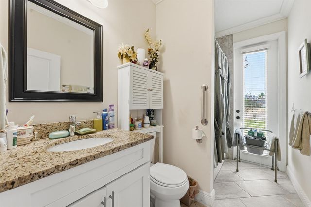 6988 NW Hartney Way, Port St. Lucie, FL 34983