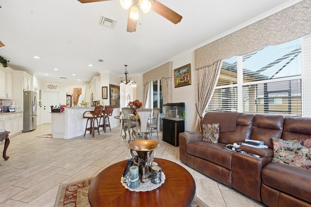 6988 NW Hartney Way, Port St. Lucie, FL 34983