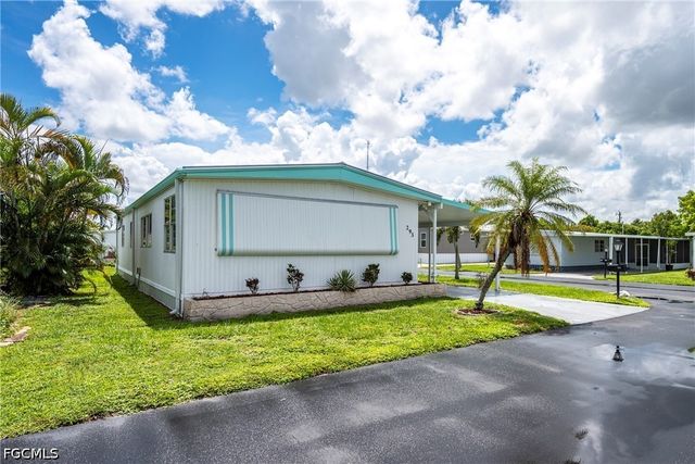 293 Edwardo AVE, Fort Myers, FL 33905