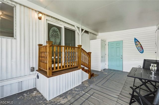 293 Edwardo AVE, Fort Myers, FL 33905