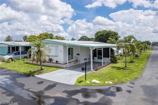 293 Edwardo AVE, Fort Myers, FL 33905
