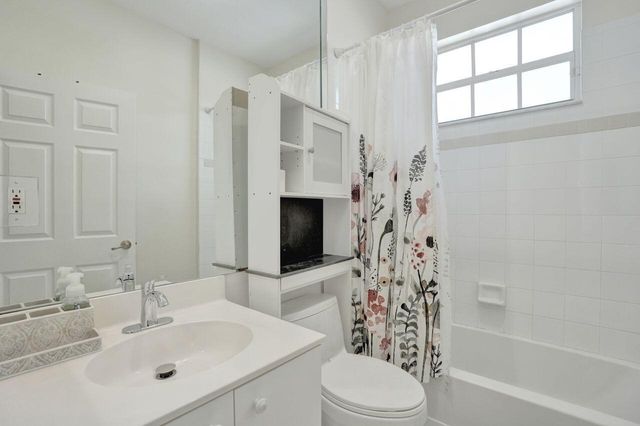 11646 NW 47th Drive, Coral Springs, FL 33076