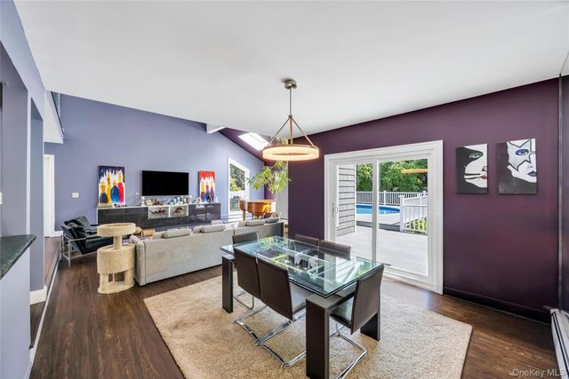 859 Pine Avenue, West Islip, NY 11795