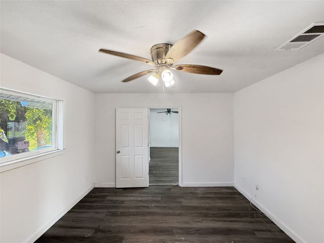 3549 Rio Grande Circle, Dallas, TX 75233