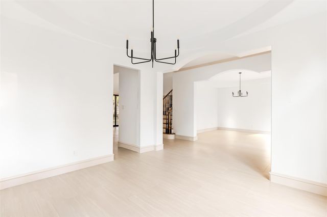 1207 Vista Del Lago Drive, Huffman, TX 77336