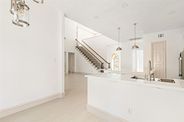 1207 Vista Del Lago Drive, Huffman, TX 77336