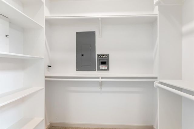 1207 Vista Del Lago Drive, Huffman, TX 77336