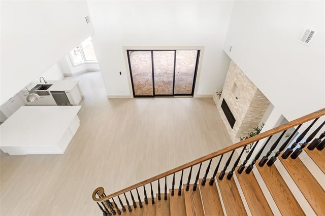 1207 Vista Del Lago Drive, Huffman, TX 77336