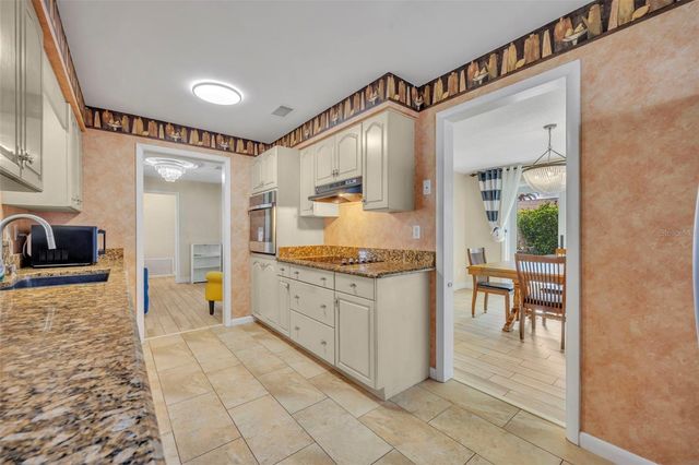 4402 BLONIGEN AVENUE, Orlando, FL 32812