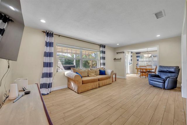 4402 BLONIGEN AVENUE, Orlando, FL 32812