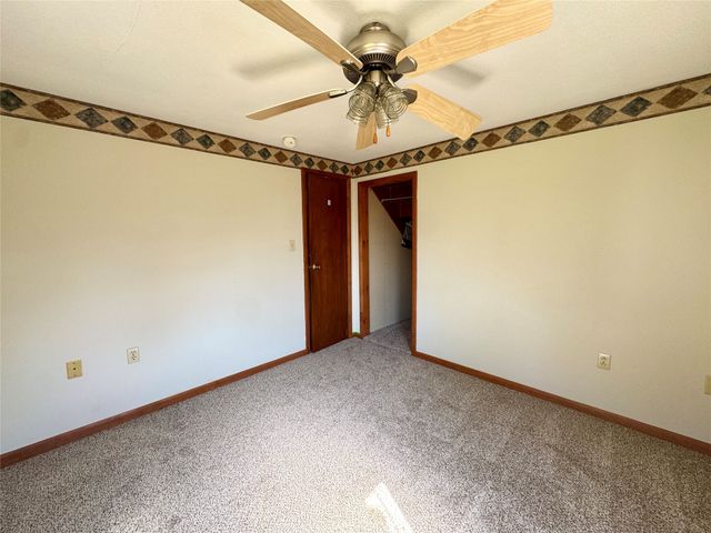 1800 CENTER Street, Erie, PA 16510