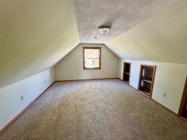 1800 CENTER Street, Erie, PA 16510