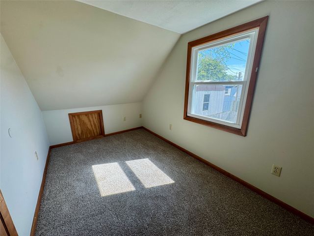 1800 CENTER Street, Erie, PA 16510