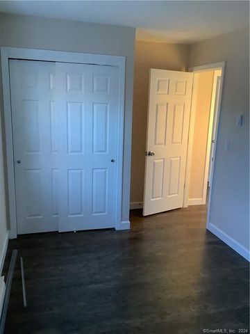 4 Villaway Road Left Side, Norwalk, CT 06855