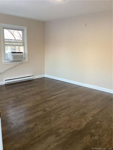 4 Villaway Road Left Side, Norwalk, CT 06855