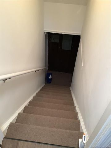 4 Villaway Road Left Side, Norwalk, CT 06855