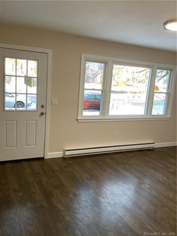 4 Villaway Road Left Side, Norwalk, CT 06855