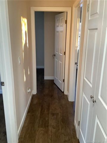 4 Villaway Road Left Side, Norwalk, CT 06855