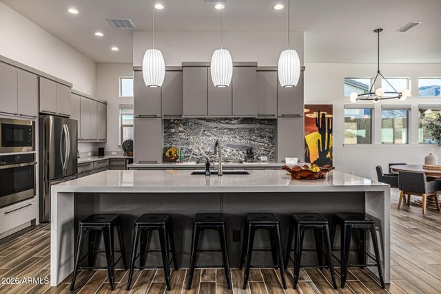 21388 W MARIPOSA Street, Buckeye, AZ 85396