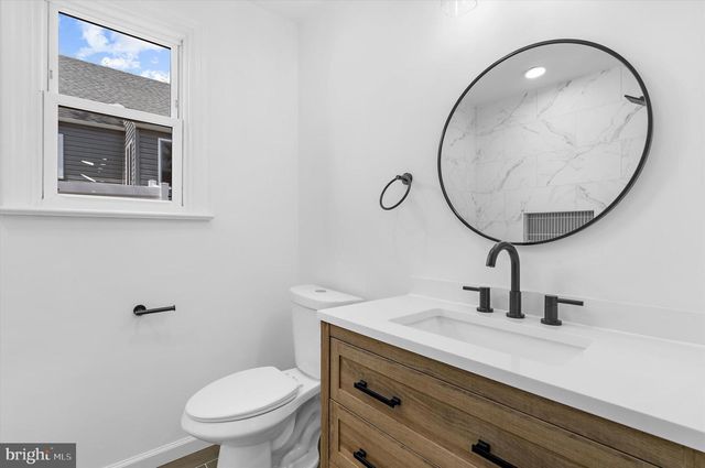 203 WALTON AVE, Baltimore, MD 21225