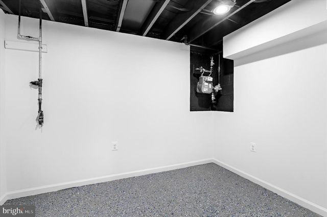 203 WALTON AVE, Baltimore, MD 21225