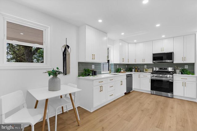 203 WALTON AVE, Baltimore, MD 21225