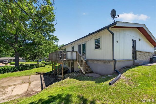 2629 Netherton Drive, St Louis, MO 63136