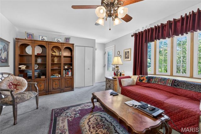 2629 Netherton Drive, St Louis, MO 63136
