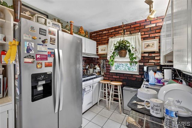 2629 Netherton Drive, St Louis, MO 63136