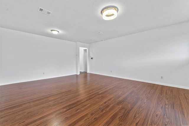 6500 W 12th Street, Little Rock, AR 72204