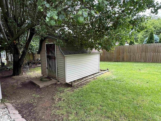 1305 N Canal Street, Mount Vernon, IN 47620