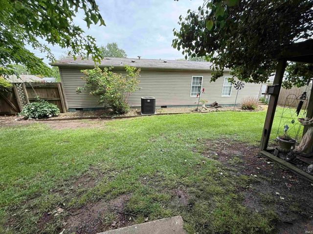 1305 N Canal Street, Mount Vernon, IN 47620