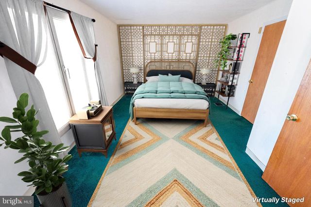 513 EGGERTS CROSSING RD, Ewing, NJ 08638