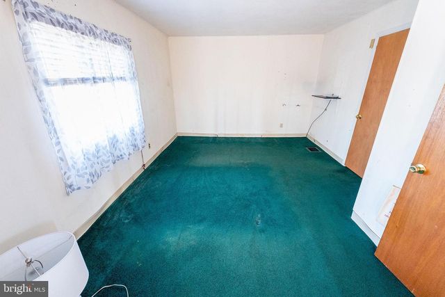 513 EGGERTS CROSSING RD, Ewing, NJ 08638