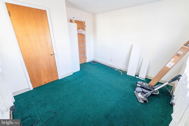 513 EGGERTS CROSSING RD, Ewing, NJ 08638