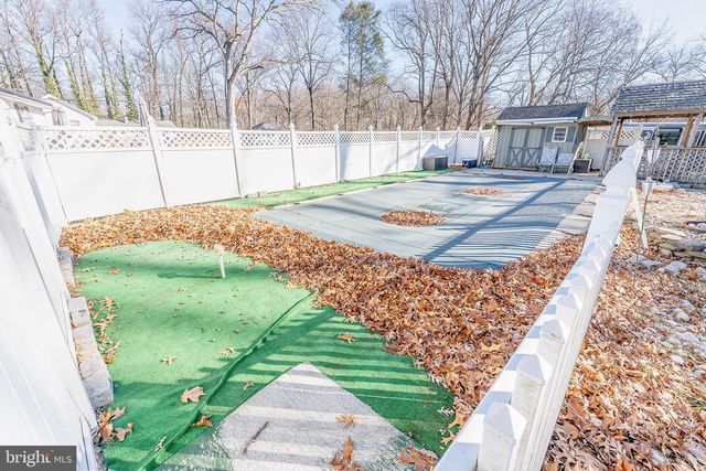 513 EGGERTS CROSSING RD, Ewing, NJ 08638