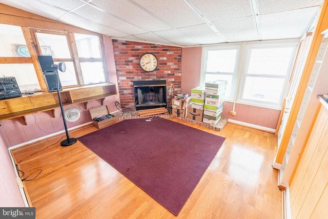 513 EGGERTS CROSSING RD, Ewing, NJ 08638