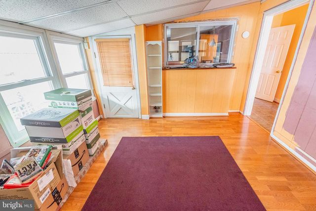 513 EGGERTS CROSSING RD, Ewing, NJ 08638