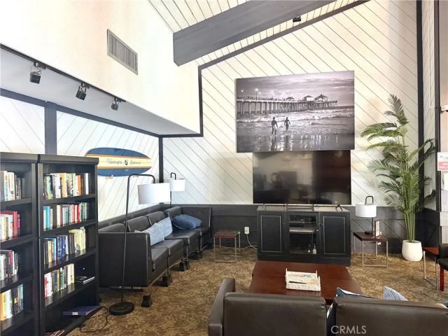 8645 Butte Circle 601E, Huntington Beach, CA 92646